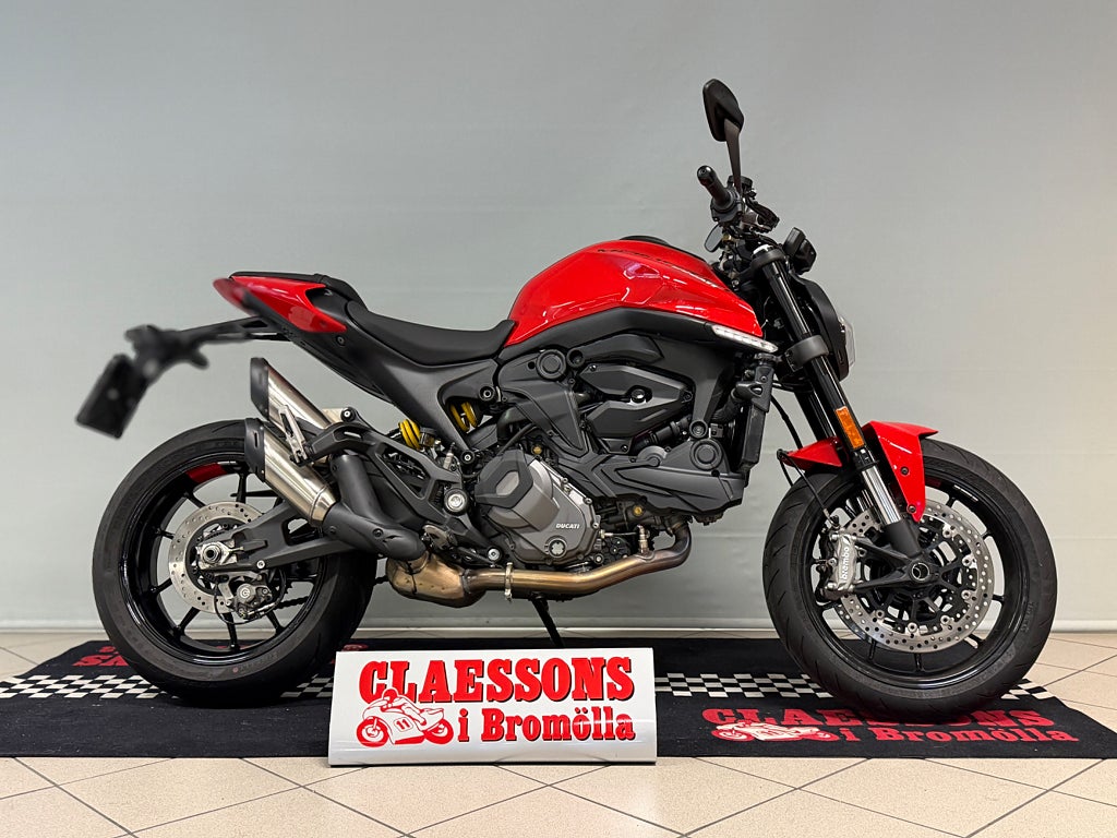 Ducati Monster 950 