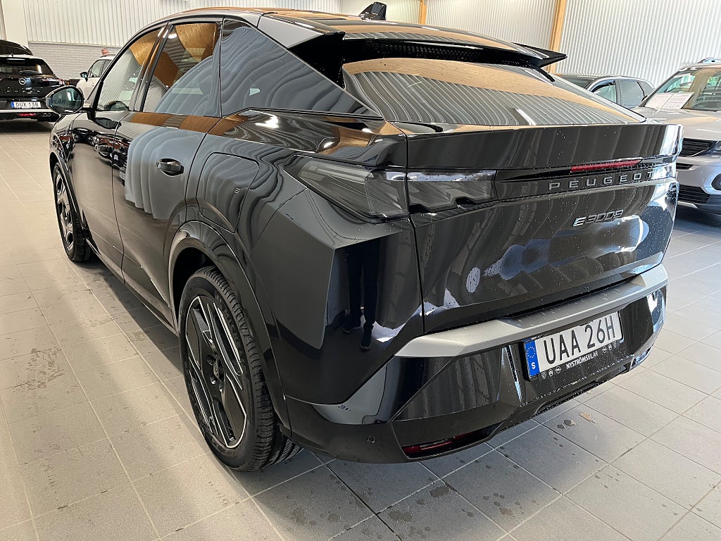 Peugeot E-3008  GT Edition  thumbnail