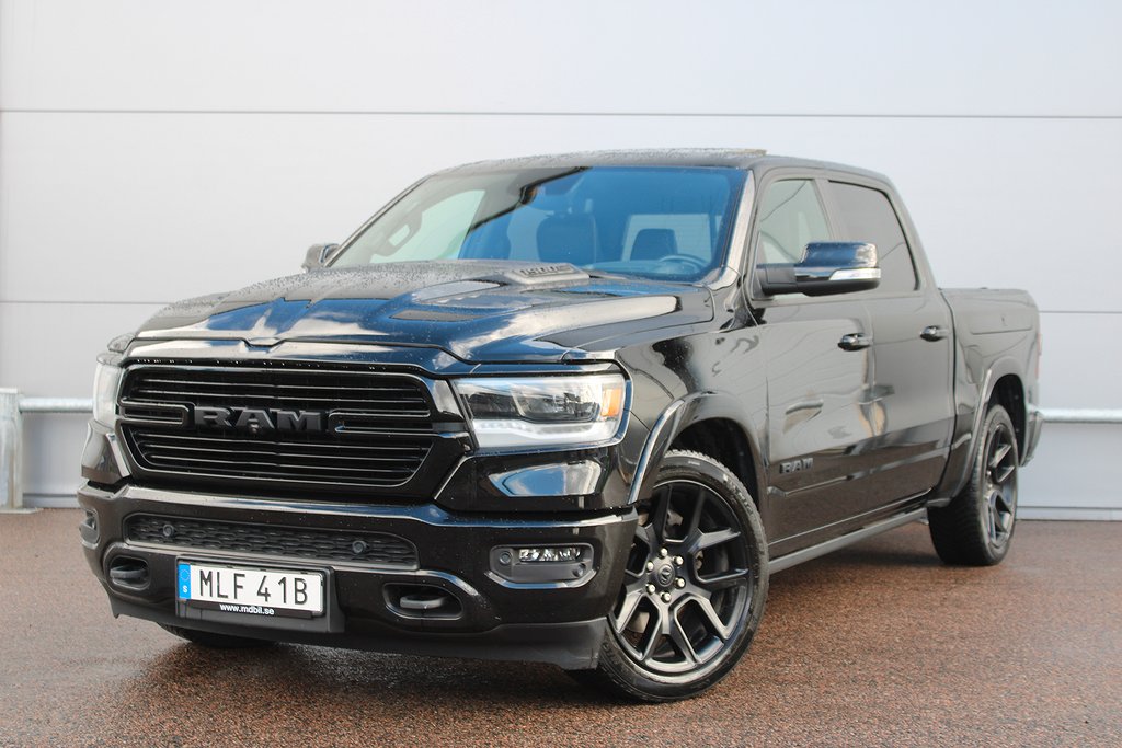 RAM 1500 Crew cab 5.7 V8 Laramie Moms 1-Ägare Se spec !