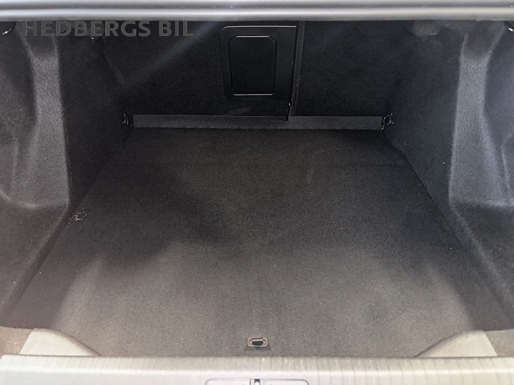 Citroën C4-X SHINE 1.2 PureTech 130HK AUT thumbnail