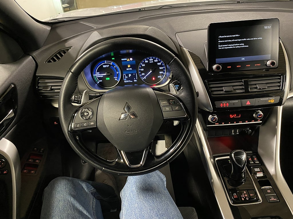 Bild på Mitsubishi Eclipse Cross Fleet 2.4 PHEV 188hk Aut AWD - B-KAMERA, CARPLAY