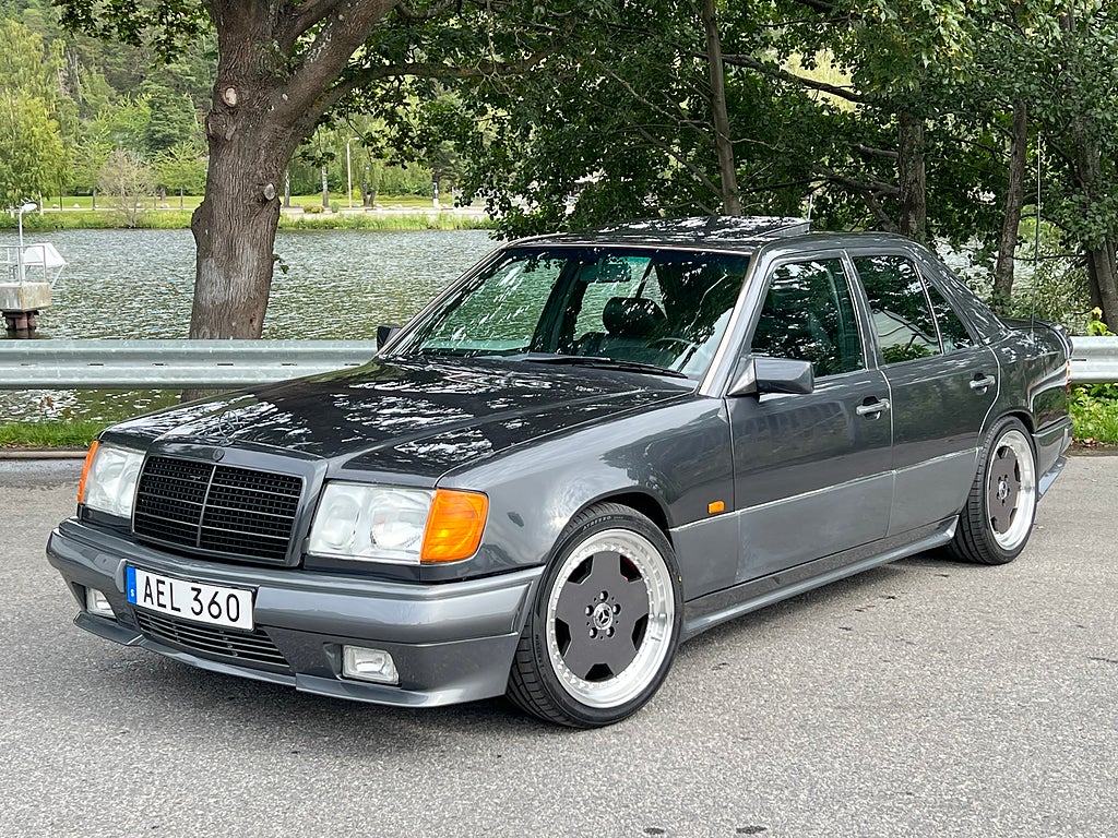 Mercedes-Benz 300 E-24 Amg Package