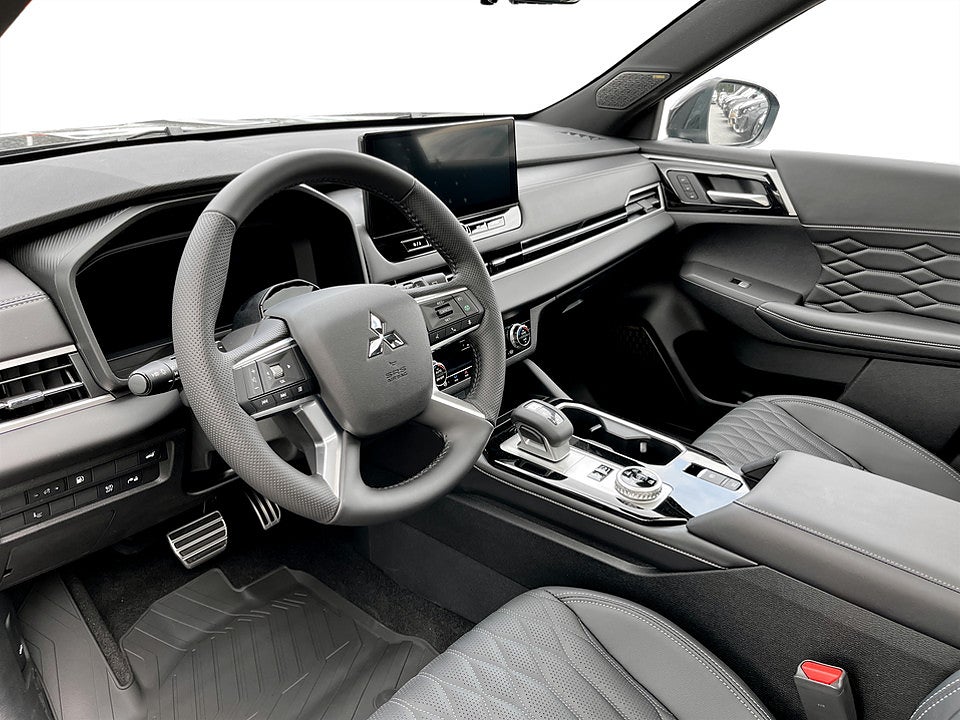 Bild på Mitsubishi Outlander Instyle PHEV 4WD - OMGÅENDE LEVERANS!