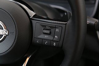 SUV Nissan Qashqai 17 av 25