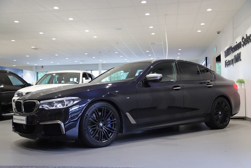 BMW M550 i xDrive Sedan