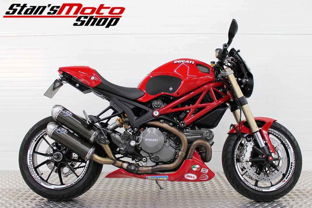 Ducati Monster 1100 EVO ABS Termignoni Öhlins 