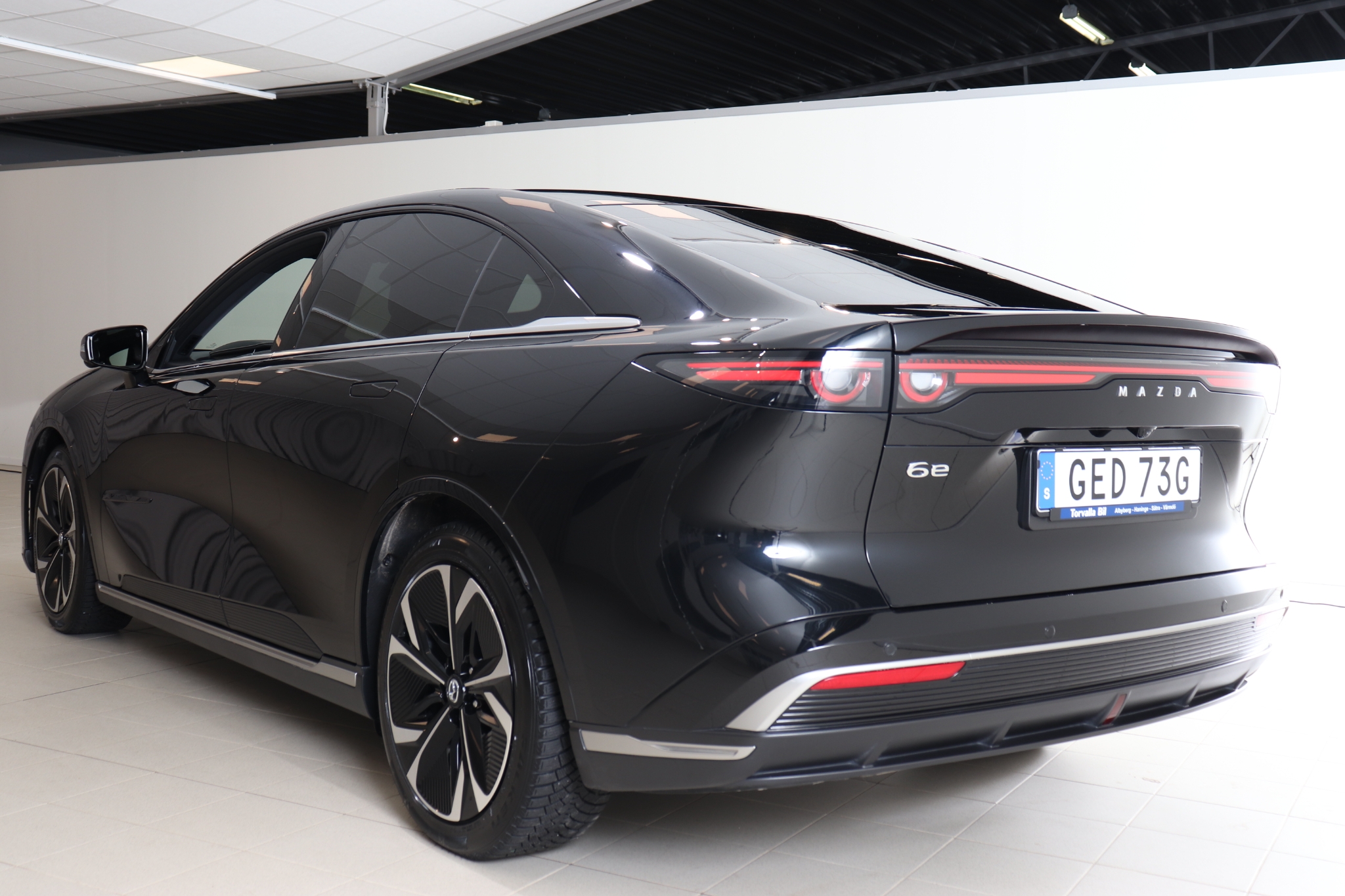 Mazda 6e EV 68.8 kWh Takumi Plus 2025, kuva 3/39