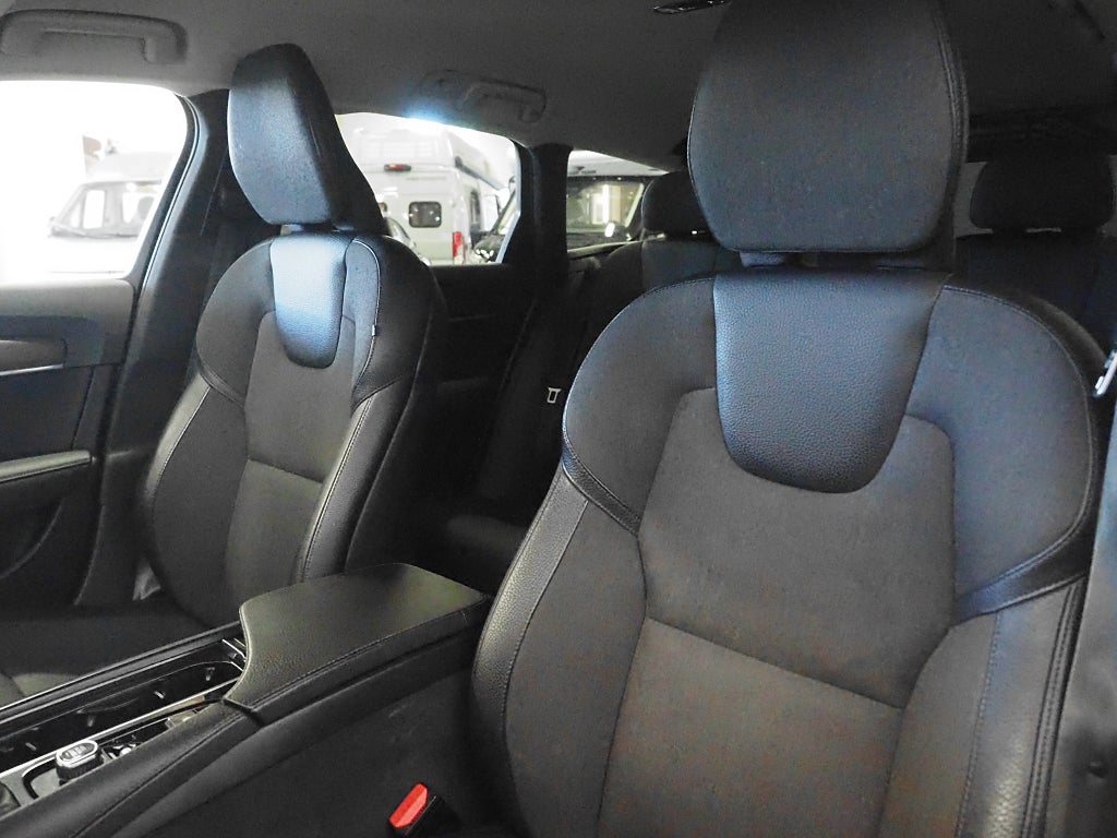 Volvo V90 Cross Country D4 AWD Geartronic Advanced SE II 190hk | Drag 2020