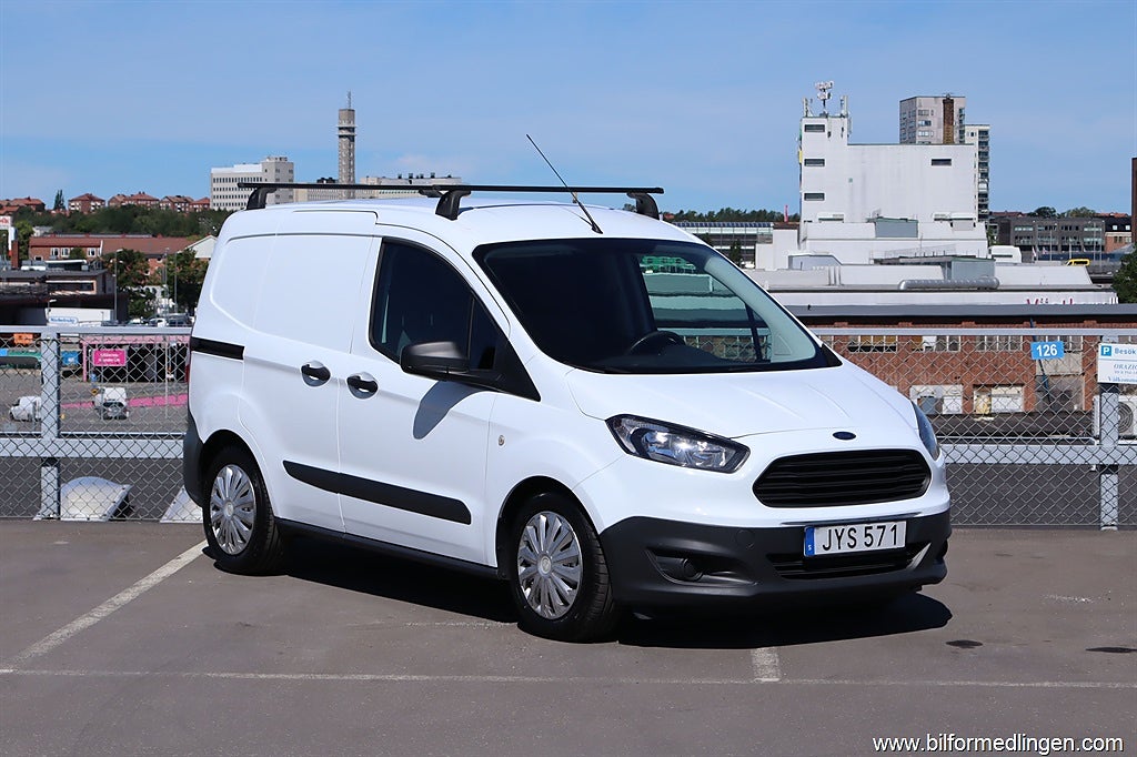Ford transit COURIER 75hk 1 ägare S&V-Hjul