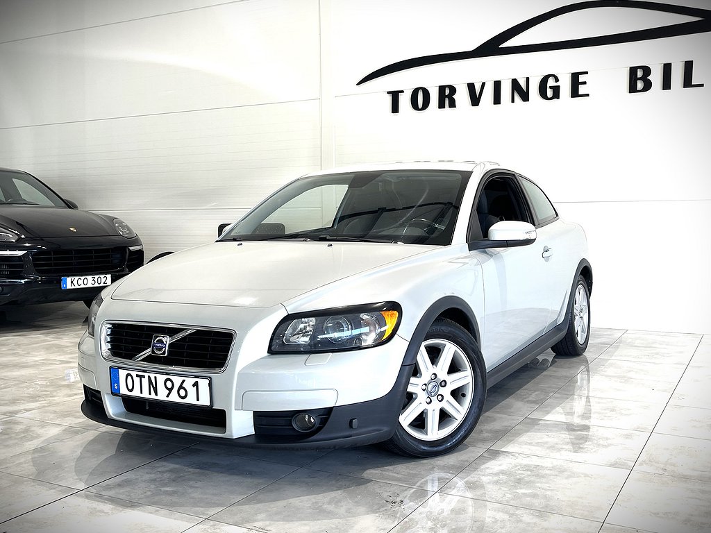 Volvo C30 2.0 / Momentum / Drag / M värmare /  Euro 4