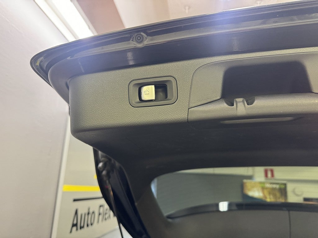 Mercedes-Benz GLC AMG 43 4MATIC 9G-Tronic/PANO/360°/VÄRMARE/DRAG/BURMEIST