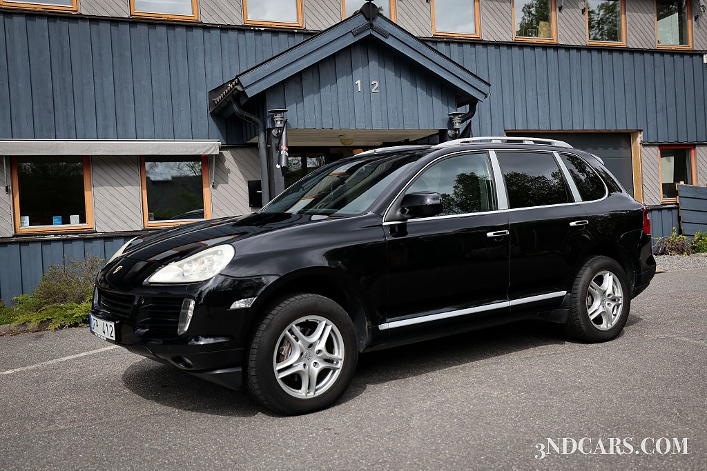 Porsche Cayenne TipTronic S 290 hästkrafter Dragkrok Elstolar mm