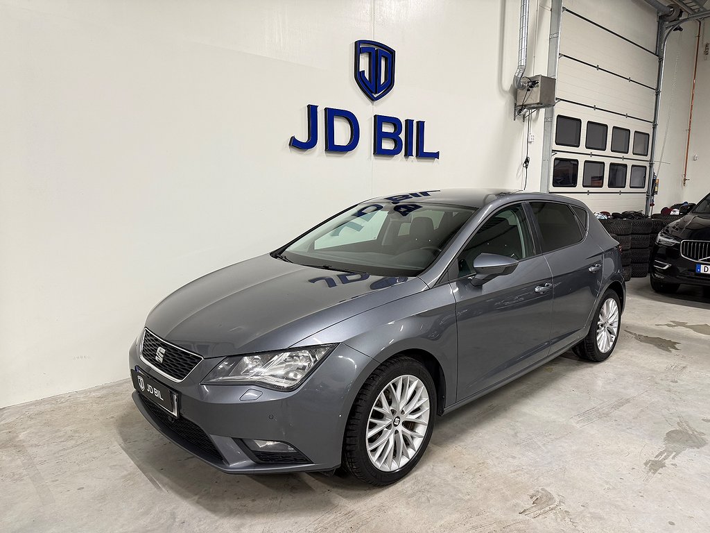 Seat Leon 1.2 TSI Style PDC CarPlay Nyservad 110hk