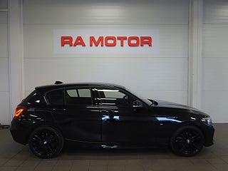 Halvkombi BMW 118I 4 av 22