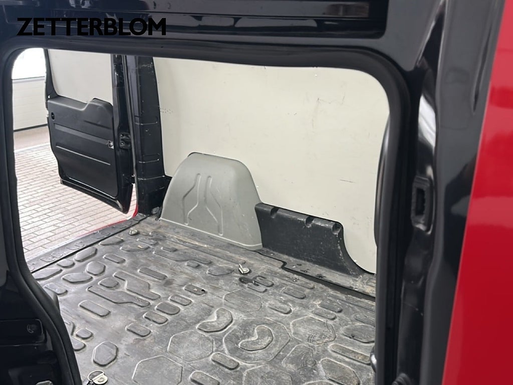 Transportbil - Skåp Opel Combo 9 av 16