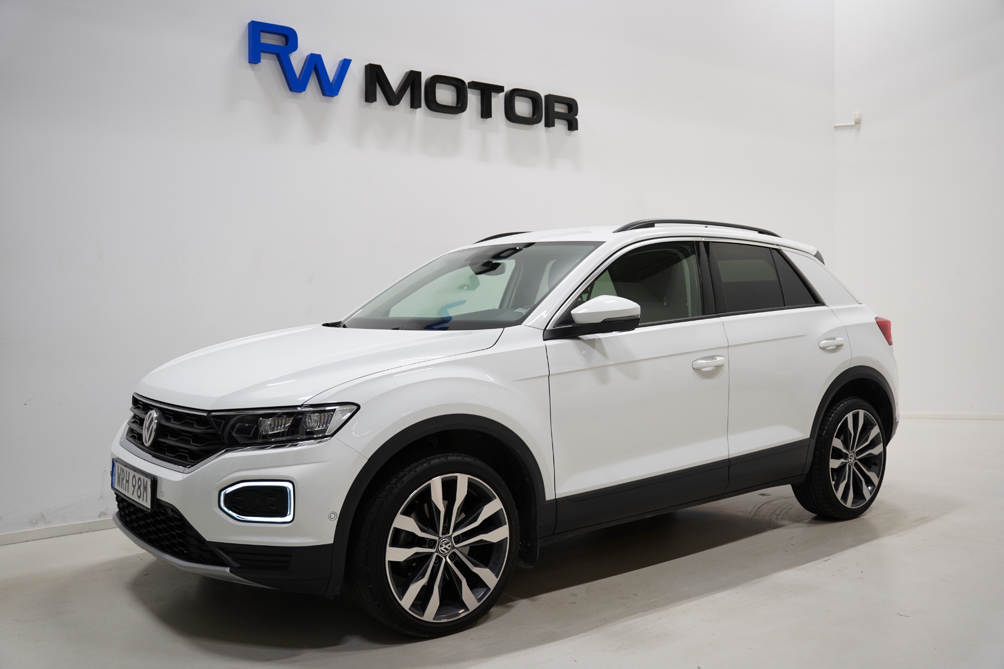 Volkswagen T-Roc 2021, photo 6/10