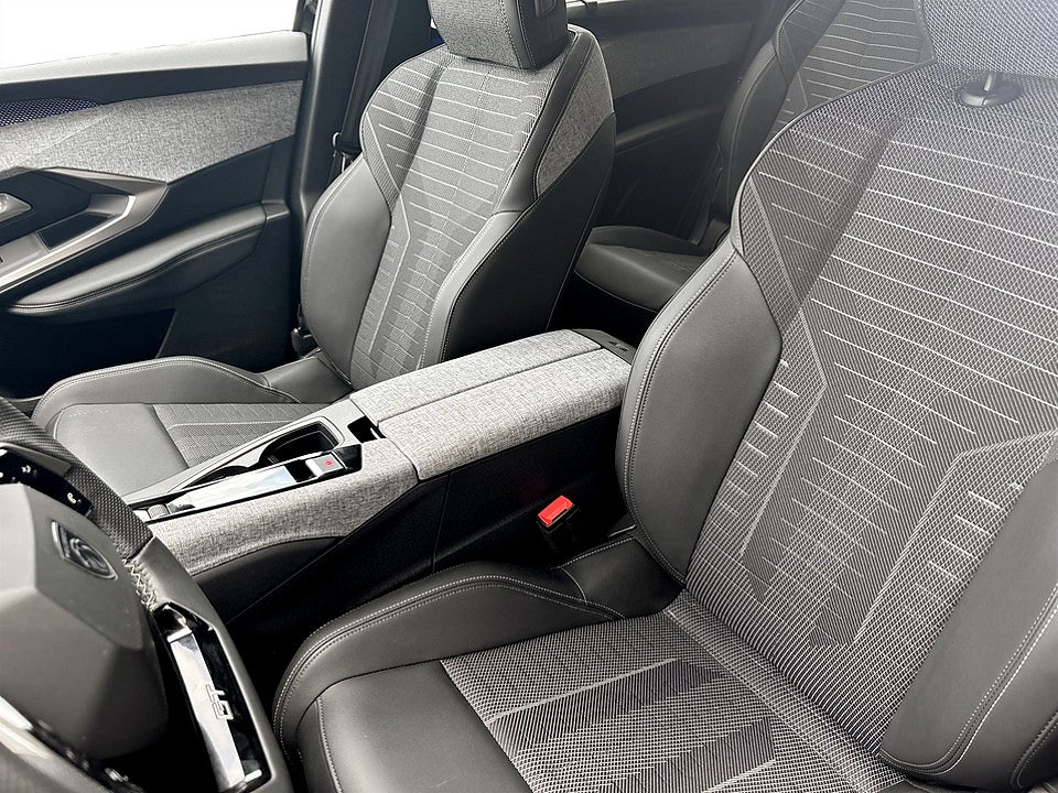 Bild på Peugeot 5008 GT Hybrid 145hk Aut KAMPANJ BRÄNSLE INGÅR