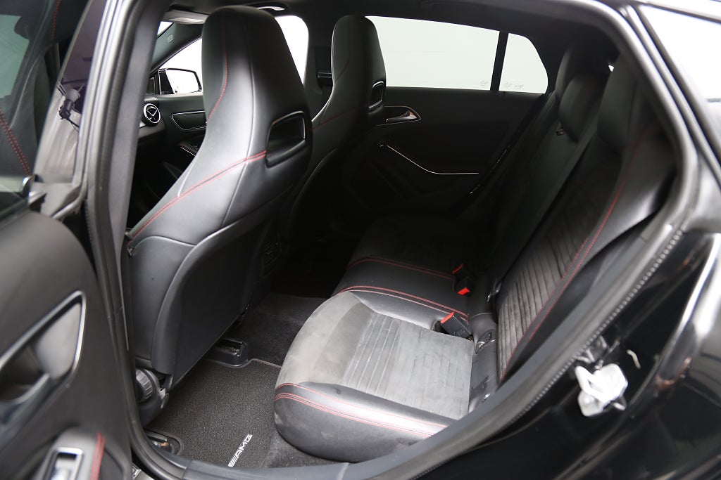 Mercedes-Benz CLA 220 d Shooting Brake 7G-DCT AMG Line Pano P-värme Drag 2017