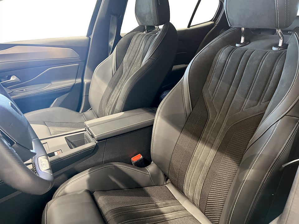 Bild på Peugeot 408 GT PHEV 225hk Aut B-KMERA CARPLAY