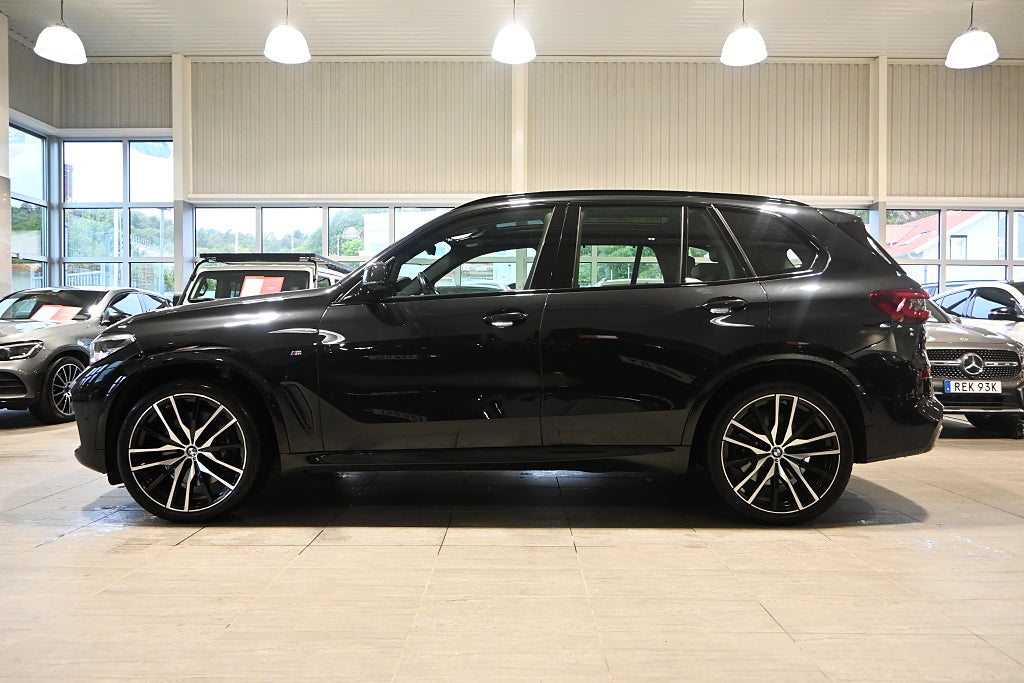 BMW X5 2023 - miniatyr 2