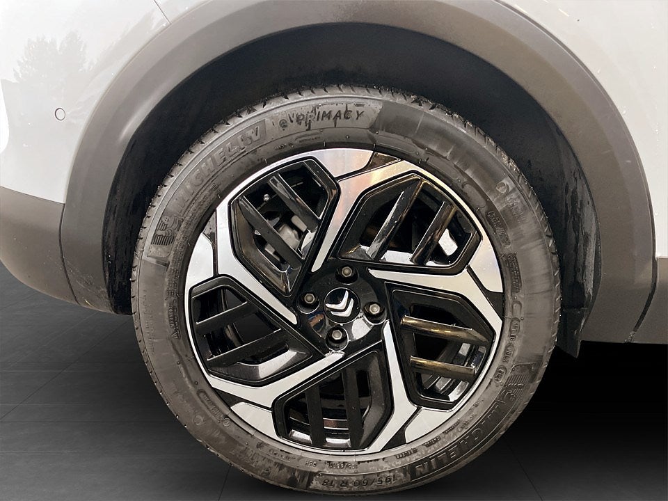 Bild på Citroën C4 Shine 1.2 PT 130hk Aut - 360-KAMERA, CARPLAY