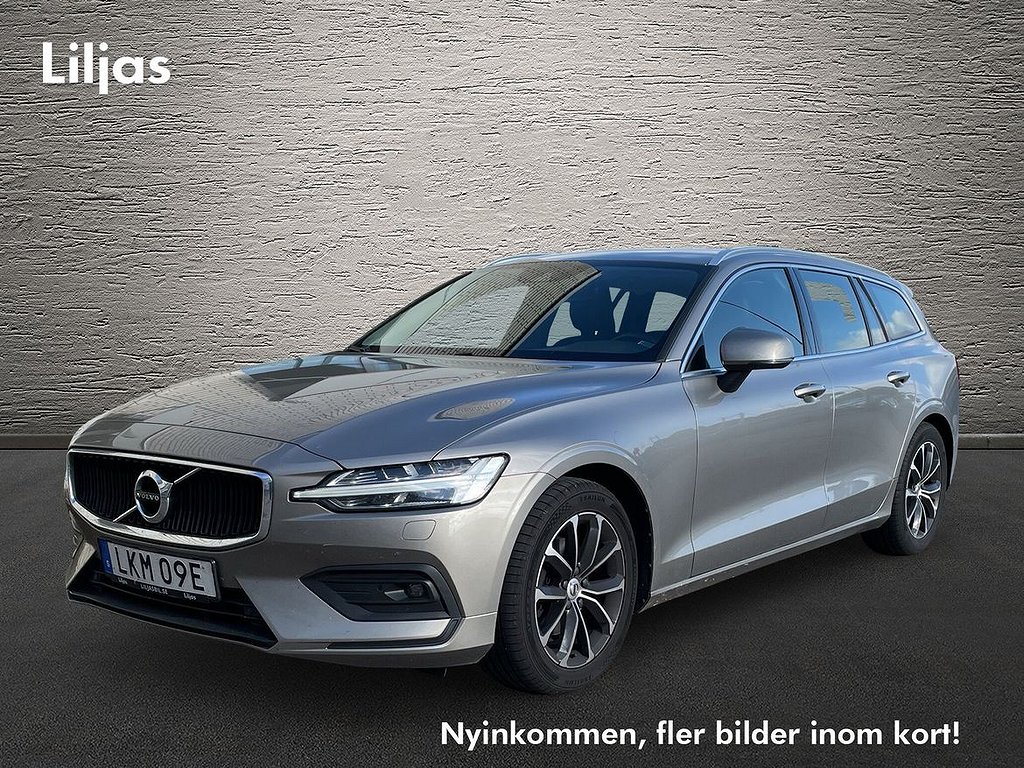 Volvo V60 D3 Momentum Advanced Edition / Dragkrok/ Apple CarPlay /