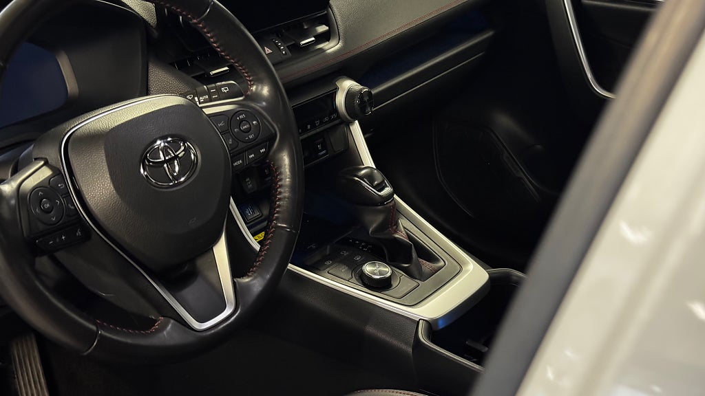 Toyota RAV4 Plug-in Hybrid 306hk Style Premium Drag Förklimatiserin bild 18