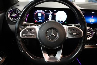 SUV Mercedes-Benz GLB 17 av 29