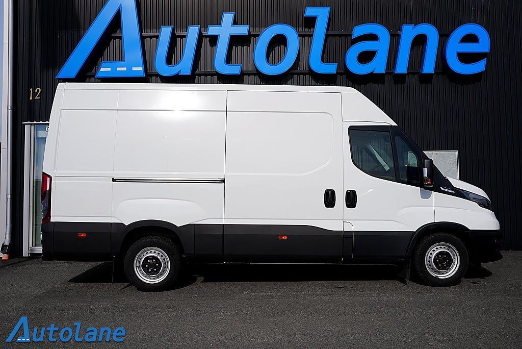 Iveco Daily 35-140 2.3 JTD Hi-Matic, 3-sits, MOMS, Webasto 136hk