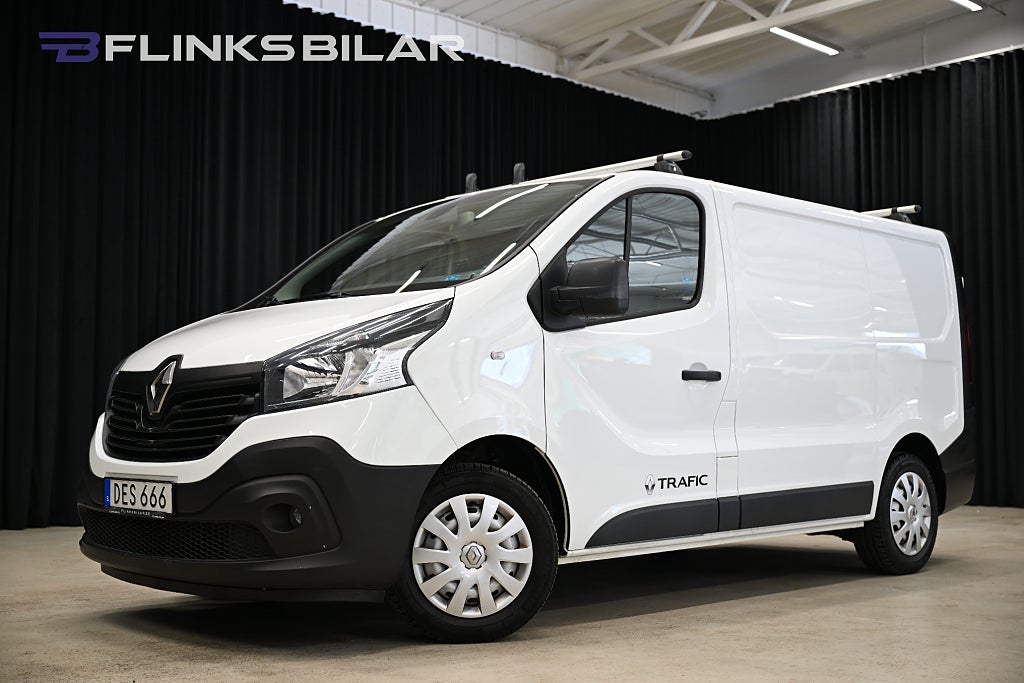 Renault trafic dCi 125HK Inredd|Drag|FjärrstyrdVärmare|Backkamera|Moms