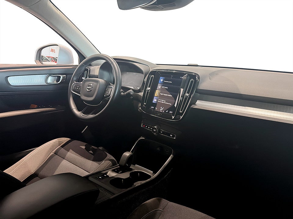 Bild på Volvo XC40 Momentum Pro Edition B4 Geartronic 197hk Aut CARPLAY