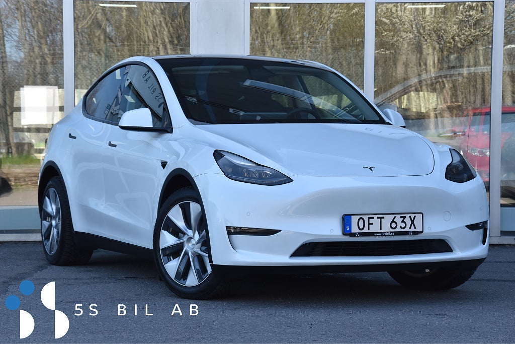 Tesla Model Y Long Range AWD KAMERA PANO VÄRM VÄRMEPUMP 514HK