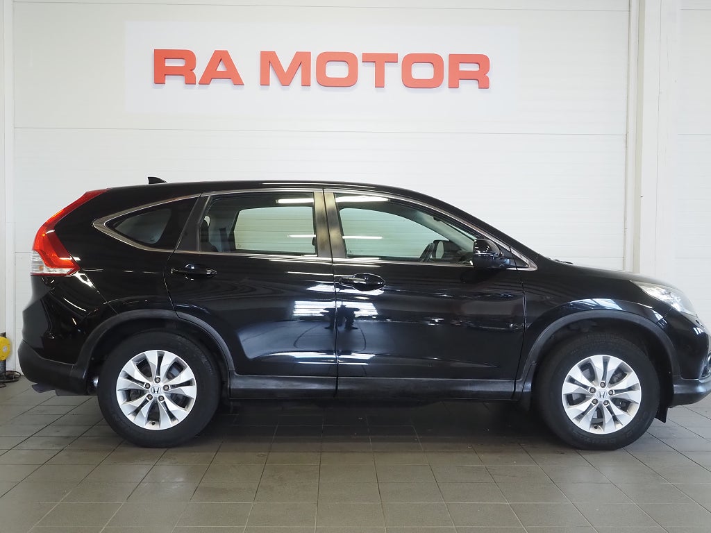 Honda CR-V 2.2 i-DTEC 4WD 150hk Automat Backkamera Dragkrok 2014