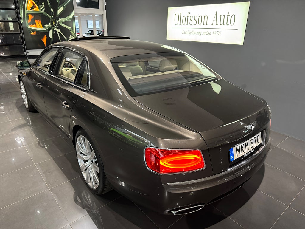 Bentley Flying Spur W12 6.0 W12 Endast 1275 mil - bild 20