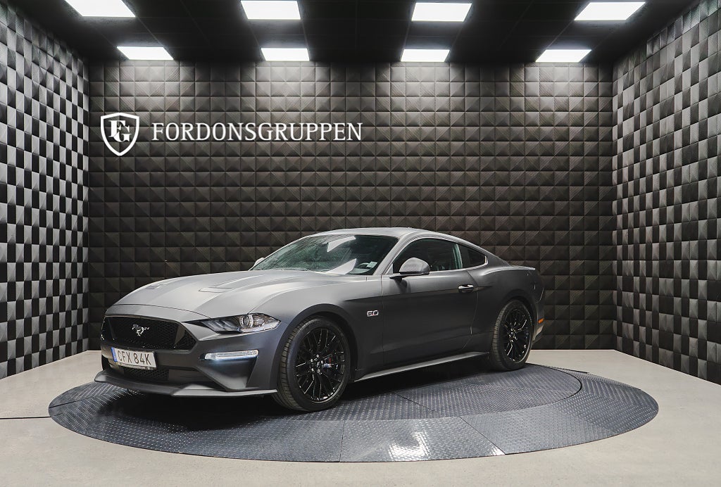 Ford Mustang GT V8 (450HK) Performance Pack / Svensksåld