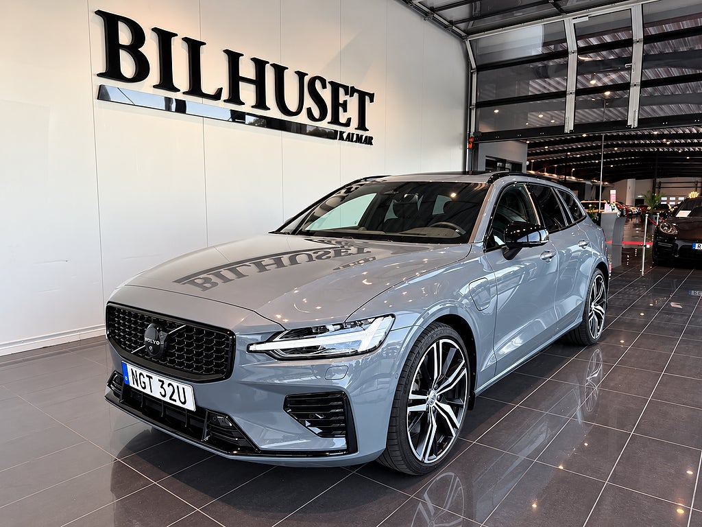 Volvo V60 Recharge T6 AWD *Pano*Head-up*360-Kamera*B&W