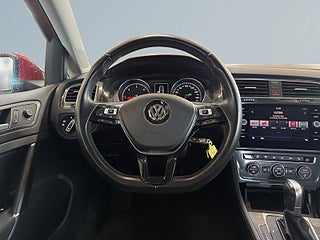 Volkswagen Golf 5-dörrar 1.6 TDI S&V-hjul/A.d Fart/Carplay/Drag/Kamera – bild 9
