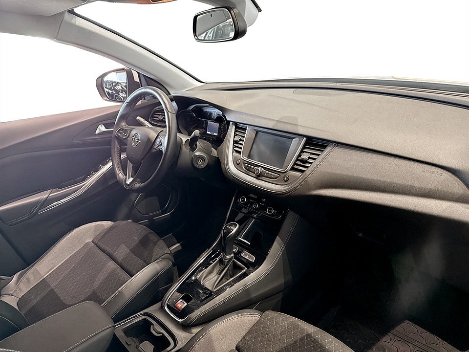 Bild på Opel Grandland Enjoy 1.2 Turbo 130hk Aut B-KAMERA RATTVÄRME