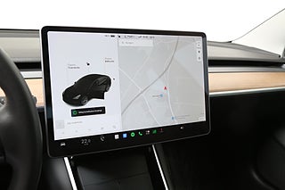 Sedan Tesla Model 3 20 av 24