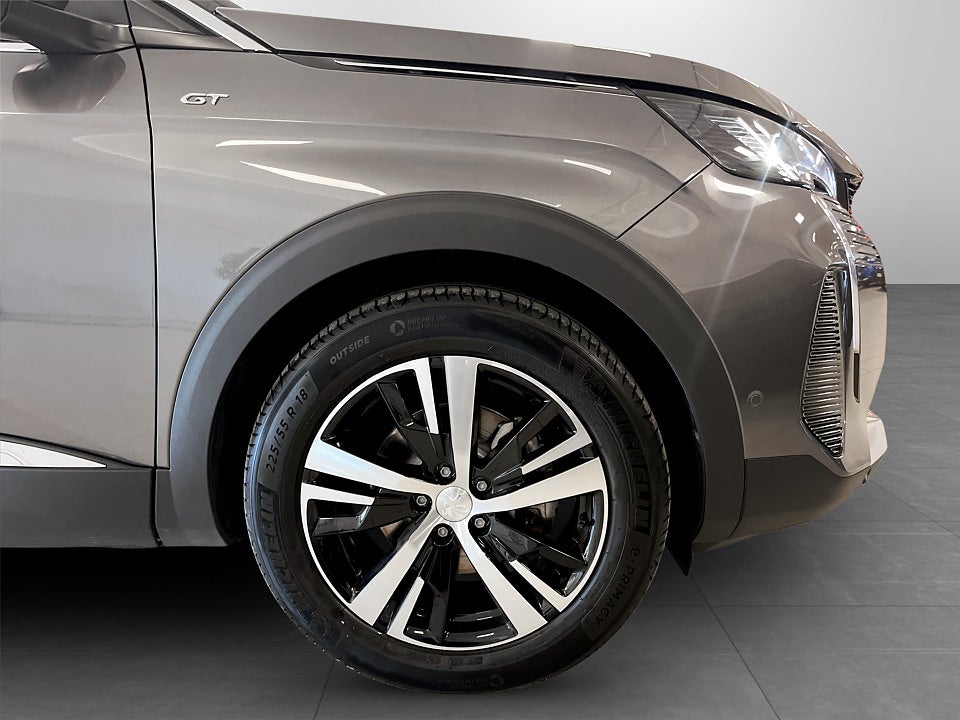 Bild på Peugeot 3008 GT 1.2 PT 130hk Aut B-KAMERA CARPLAY