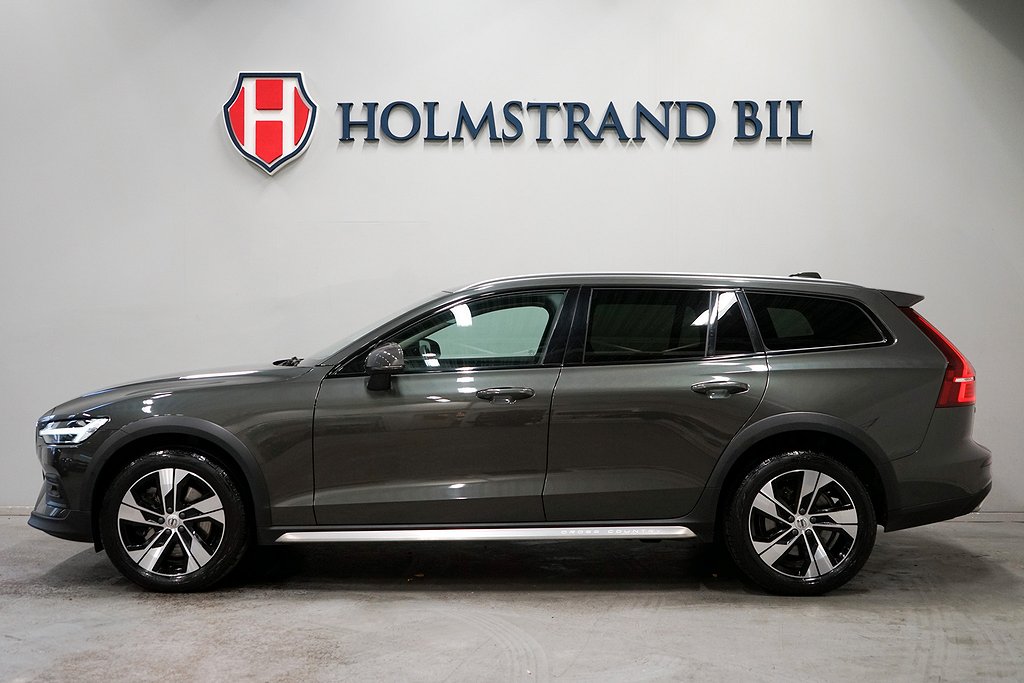 Volvo V60 Cross Country B4 AWD 197hk Momentum D-värme Drag 