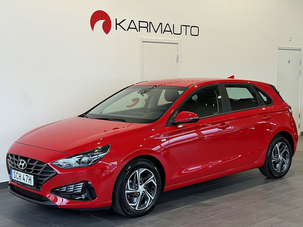 Hyundai i30 Essential 1.0 T-GDI DCT, 120hk BACKKAMERA