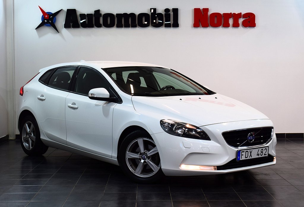 Volvo V40 D2 116hk Kinetic D-värmare Nybesiktigad