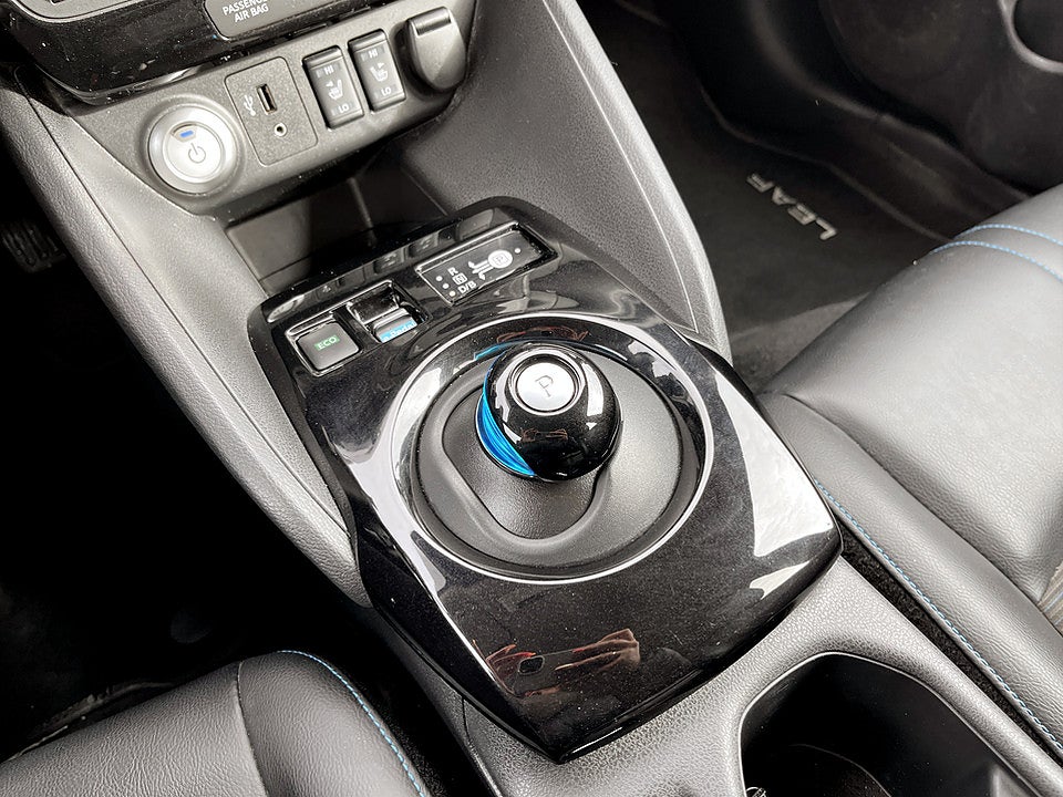 Bild på Nissan Leaf Tekna 40kWh 150hk Aut B-KAMERA P-SENSORER