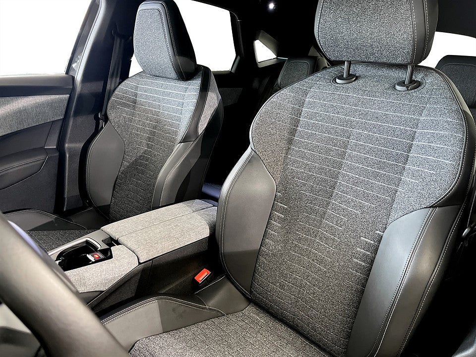 Bild på Peugeot 3008 Allure Hybrid 145hk Aut B-KAMERA CARPLAY