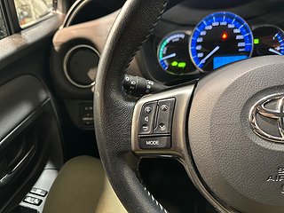 Toyota Yaris Hybrid e-CVT Executive Kamera Kamkedja MoK SoV