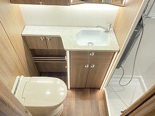 Husbil-integrerad Kabe TM I 810 LT 19 av 24