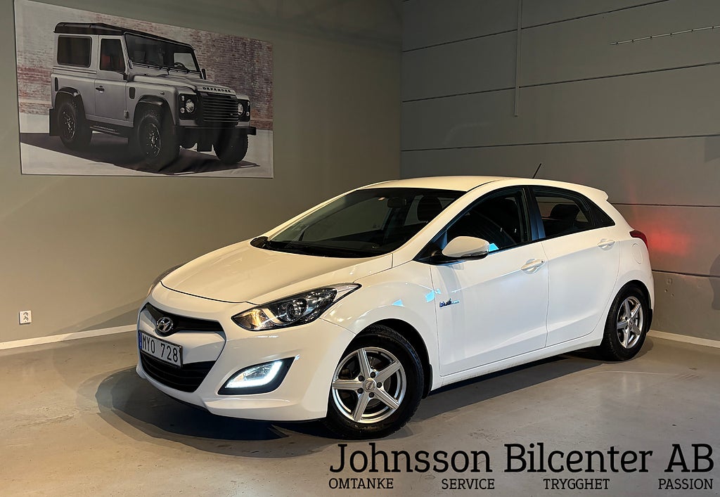 Hyundai i30 5-dörrar 1.6 GDI Business Bluetooth P-sensorer 135hk
