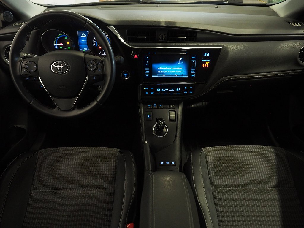 Toyota Auris Hybrid e-CVT Executive | Kamera | Farthållare 2016