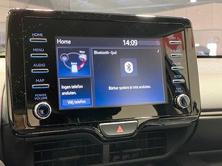 Halvkombi Toyota Yaris 20 av 22